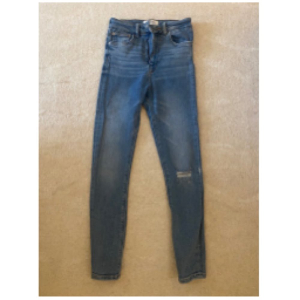 ZARA Mid-Blue Jean HIGH WAISTED